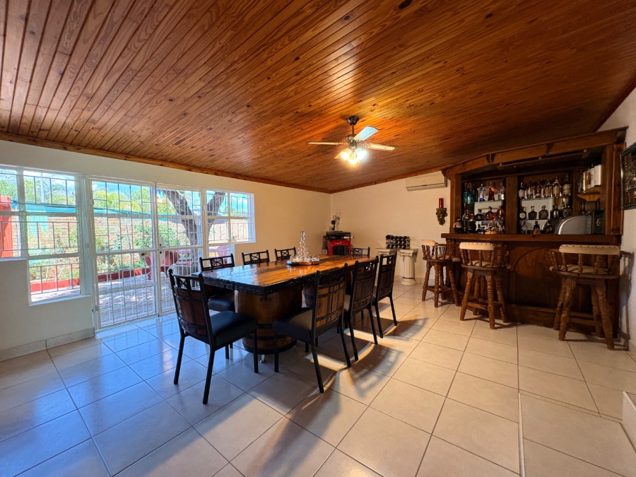 4 Bedroom Property for Sale in Flamwood North West